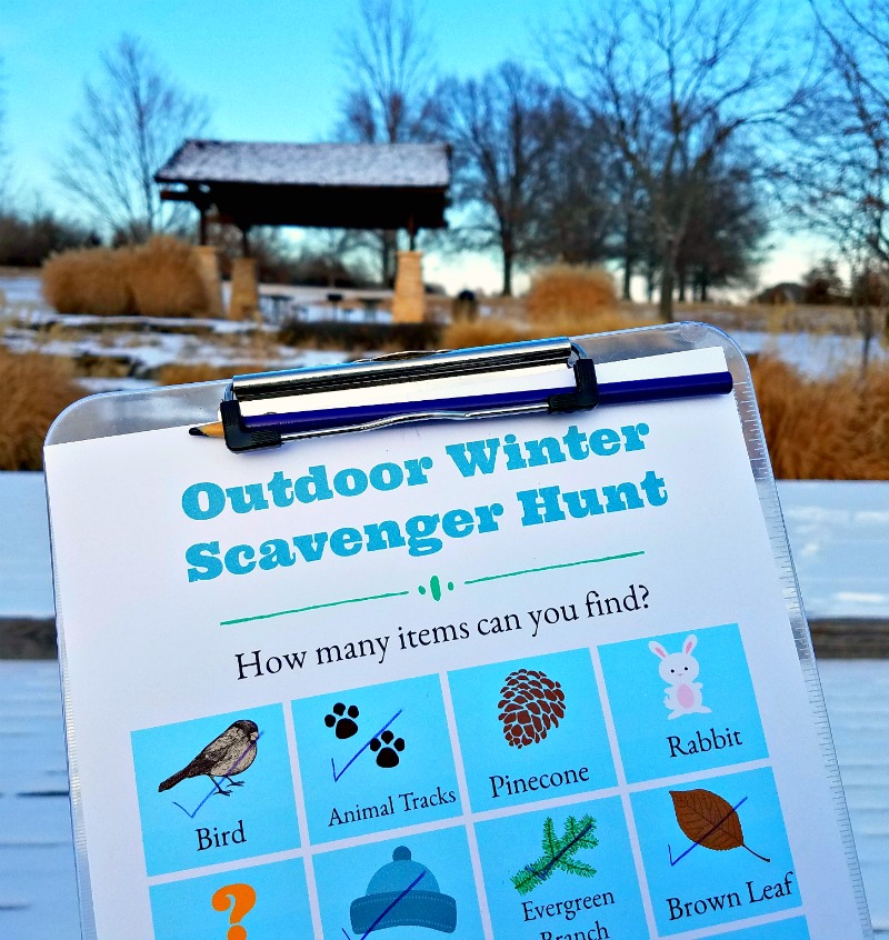 Winter nature scavenger Hunt outside items for kids to find