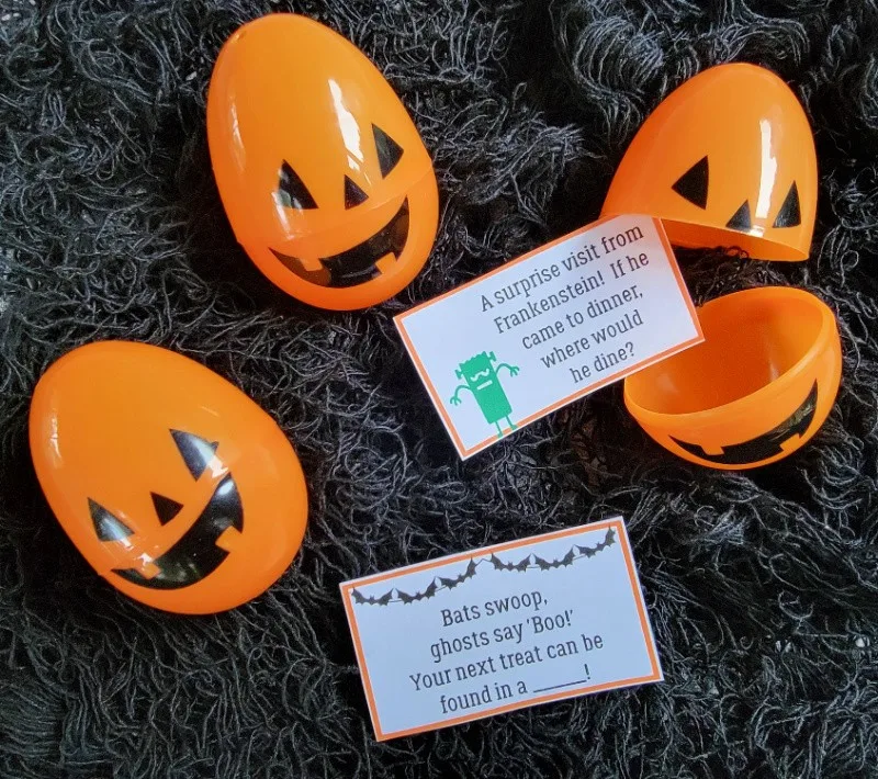 Indoor Halloween riddles for scavenger hunt